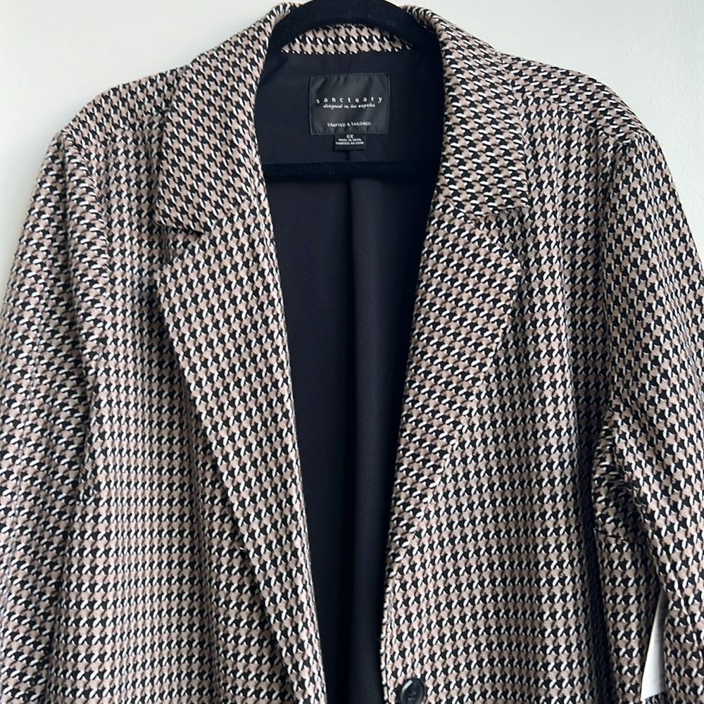 Sanctuary Coat designed in Los Angeles crafted & tailored coat - Picture 4 of 10